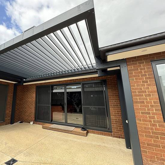 Louvered pergola installation Reservoir VIC 3073